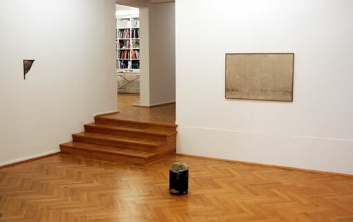 AT - Installation, Skulptur, Fotografie, Video