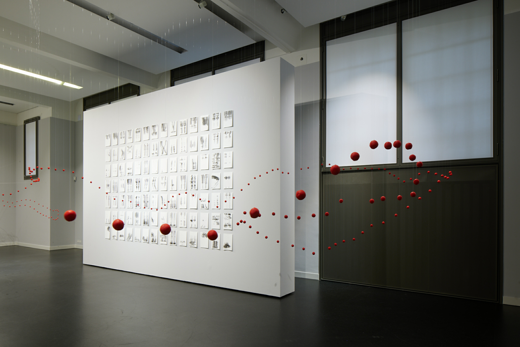 Zwischen einer Linie - Monika Grzymala & Katharina Hinsberg