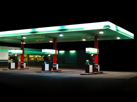 Tankstelle - grün / weiss